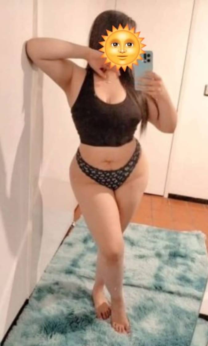 Bağcılar Escort Bayan Özge İle Tutkunun Gücünü Hissedin